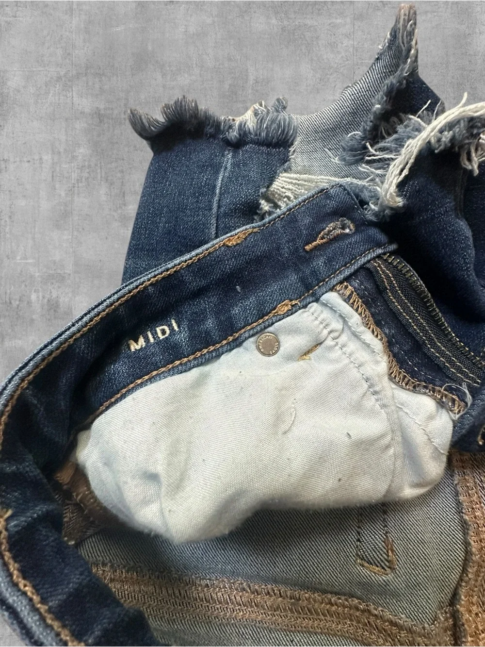 American Eagle Outfitters Women’s Distressed Denim Shorts - Dark Blue Size 0